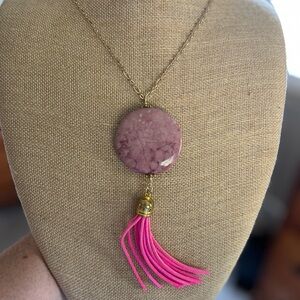 NWT Pink stone with tassel necklace